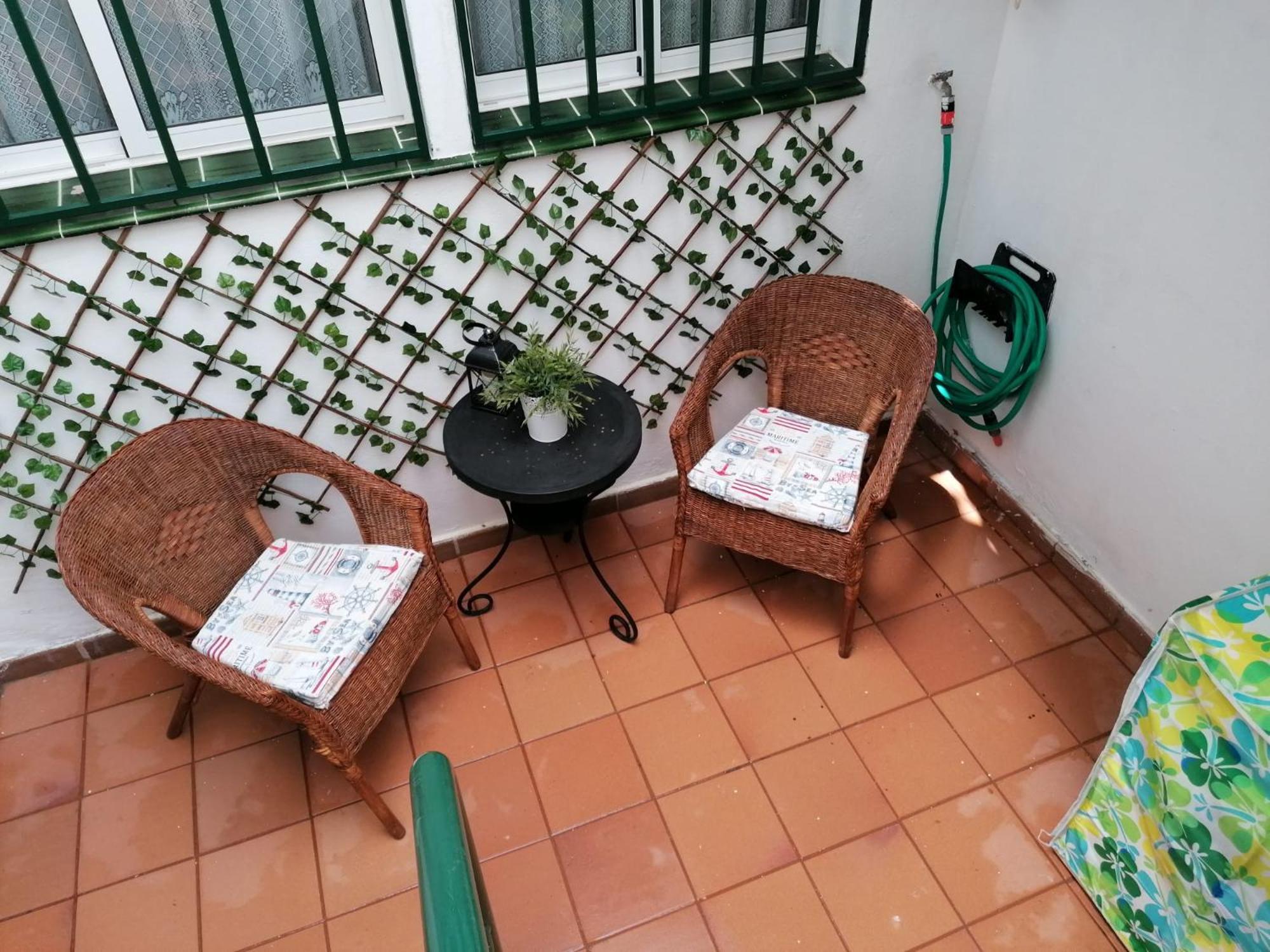 Habitacion En Un Bajo 2 Camas Individual Casa Compartida Abades  Exteriör bild